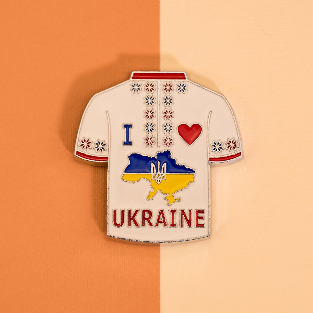 Магніт Вишиванка червона металевий 65*65 мм